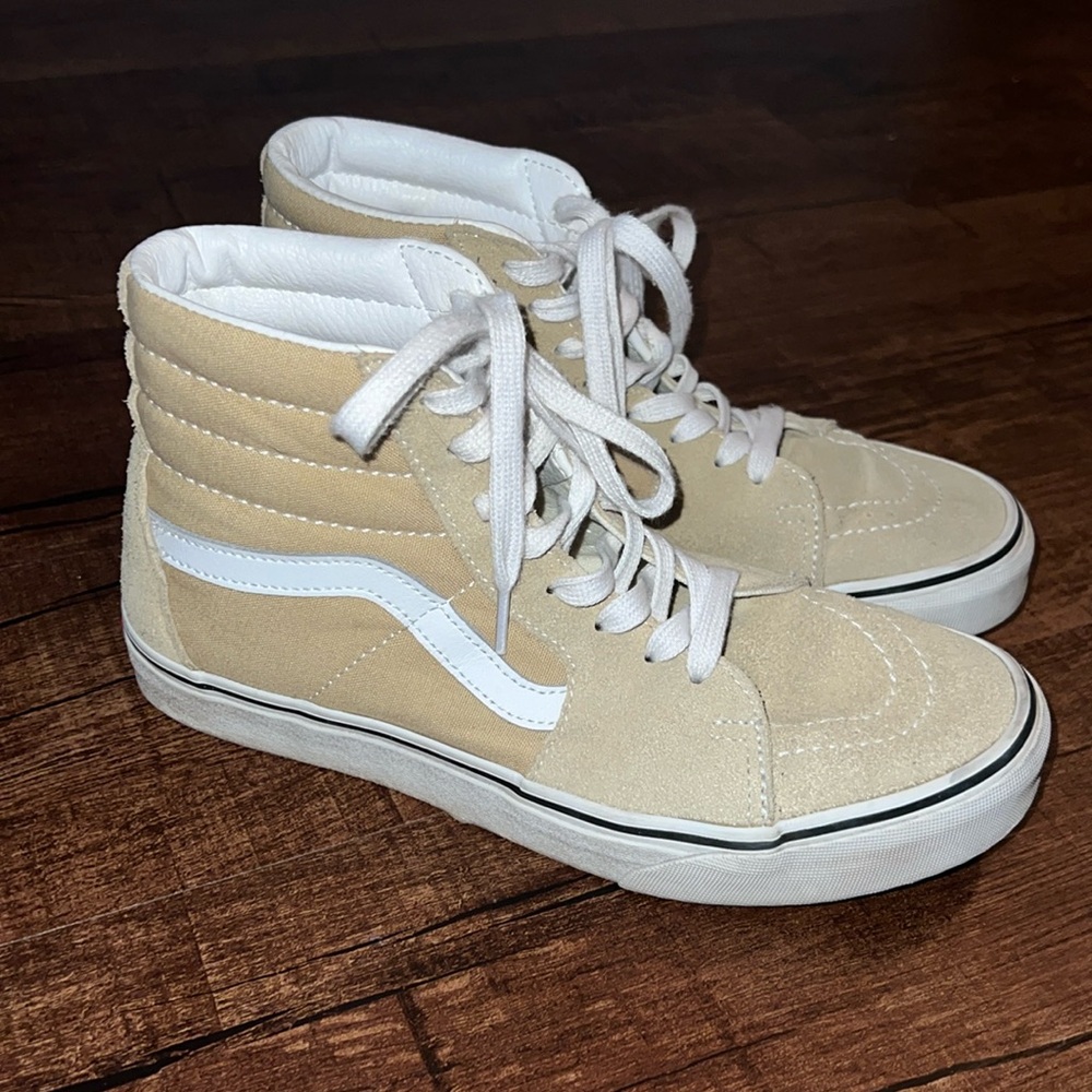Vans Sk8 High Tops Men’s 7.5 Women’s 9 Tan Beige White Suede
